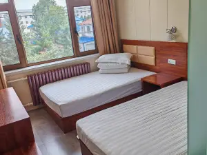 Olunchun Qi Hongxiu Hotel