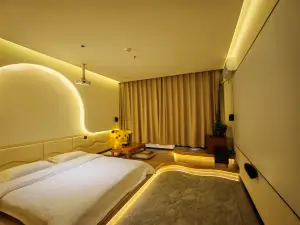 MAX E-sports Hotel (Chunfeng Road)