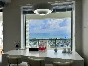 Jinshi Seaview Hotel (Beihai Silver Beach)