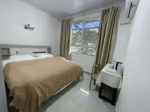 Wutongqiao Shanshui Residence Homestay