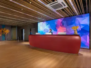 深圳華怡HOTEL（體育中心八卦嶺地鐵站店）