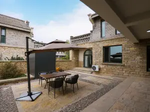 Yellow River Qiankun B&B