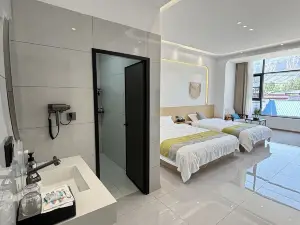 Hutongli Homestay (Henan Baoquan Tourism Resort Area)