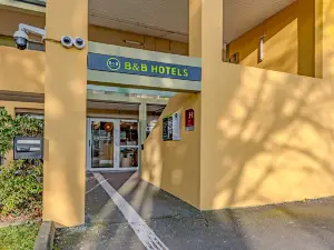 โรงแรม B&B Brest Kergaradec