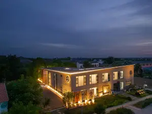 Floral Hotel·Mijian · Songzhuangli Boutique Homestay