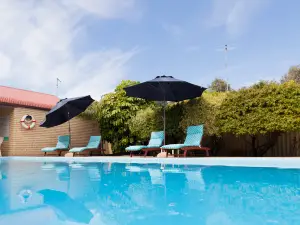 Busselton Villas and Glamping Village