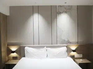 Lejia Hotel (Bazhou Shengfang International Furniture Expo City)