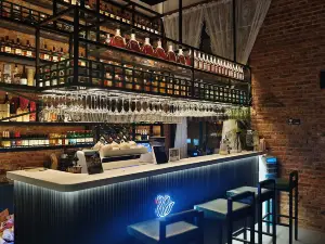 Luye Swan Lake Holiday Accommodation