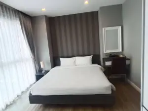 J Residence Thonglor 8