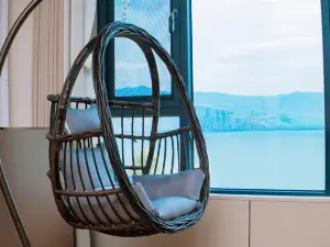 Lakeside Yunxi Hotel