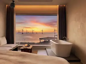 HEARTILY SEA VIEW MANOR