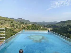 Trip.com Group Country Retreats (Shanxi Manghe Taihang Mijing Joint Resort）