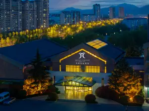 Grand Cloud View Hotel