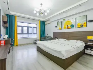 Yunting Hotel (Pingdingshan Wanda Plaza)