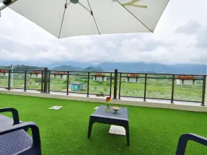 Taibai Wang · Aoshan Homestay (Aoshan Resort Area)