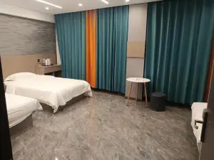 Ruijiang Hotel