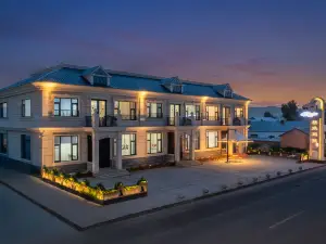 Erguna Yunyi Courtyard B&B