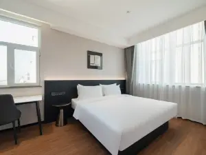 Yantai Yangma Island Ruibeiting Apartment Hotel