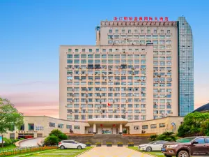 Mingzhao Hot Spring International Hotel