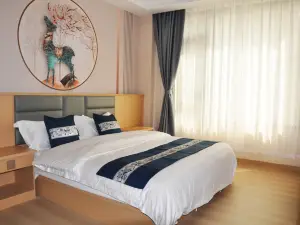 Longsheng Business Hotel