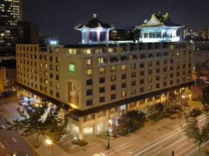 Holiday Inn Montreal Centre Ville Downtown, an IHG Hotel