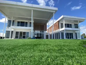 Seven-room villa