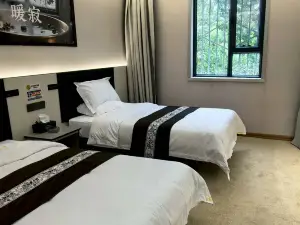 Ruoqiang Youranju Homestay