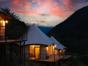 Yubeng Snow Mountain Vow Luxury Tent Hotel