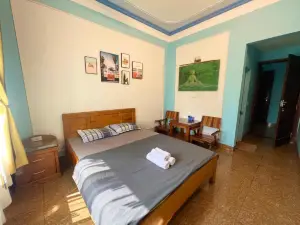 Nha Nghi Thanh Trung