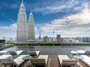 Star KLCC Superior Suite 4-5pax by LavishHome