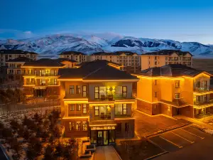 Sailim Lake View Mountain No. 1 Courtyard