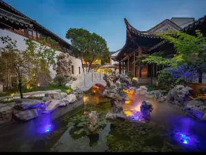 Gongwang horse House Art Hotel