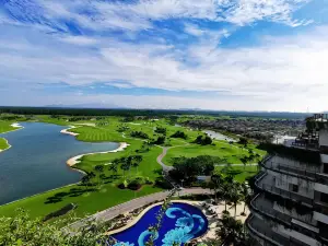 Forest City Golf Villa by Avery at Johor 【Home Party+Located in Golf Resort+Free Parking】