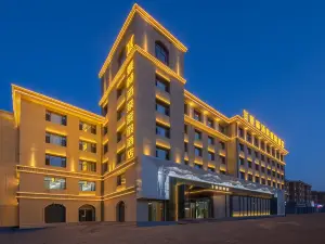 Xilinhot Jinghe Tangquan Resort Hotel