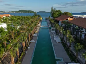 Royal Beach Resort & Residence By EHM