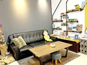 Snug Nine Inn