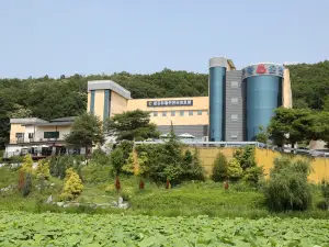 MUNGANG SULFUR HOT SPRINGS