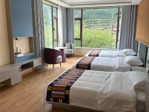 扎尕那諾日倉民宿