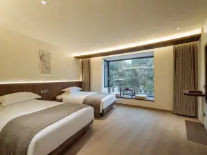 Floral Hotel · Bu Wan Hotel(Jiuhuashan Tourist Service Center Store)