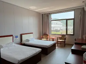 Jiaokou Jindingyuan Hotel