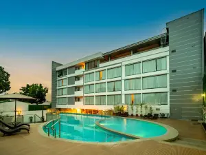 The Isabelle Hotel