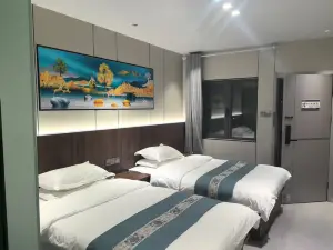 Taoyuanju Hotel