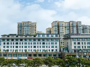 Molan Hotel (Kaifeng Wansui Mountain Wuxia City West Gate)