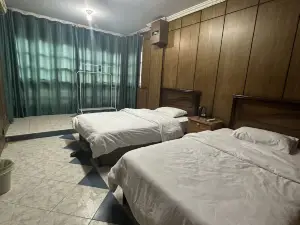 Qinfu Hotel