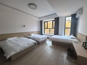 綠水青山温泉民宿