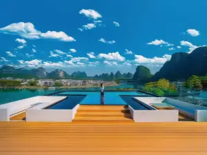 Miracle  Hotel (Yangshuo West Street Lijiang Branch)