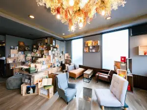 โรงแรม The Book Lounge Kani