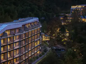 Anlan Daxi Hot Spring Resort Hotel