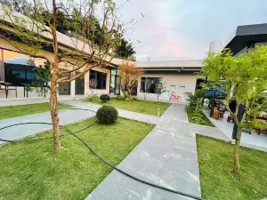 Xiangshu Homestay