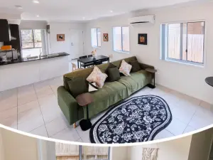4b2b Coomera Comfort Lodge Near Theme Park & Westfield